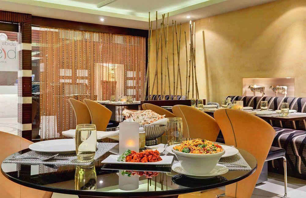 Hotel Royalton Hyderabad Abids Restauracja zdjęcie